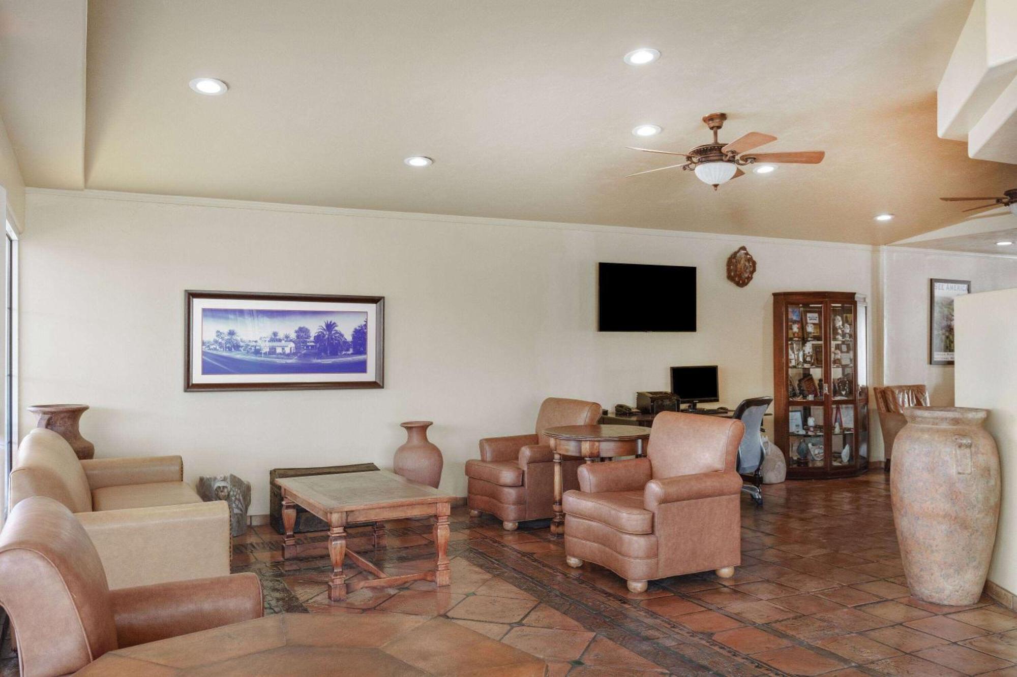 Historic Coronado Motor Hotel By Oyo Yuma Extérieur photo