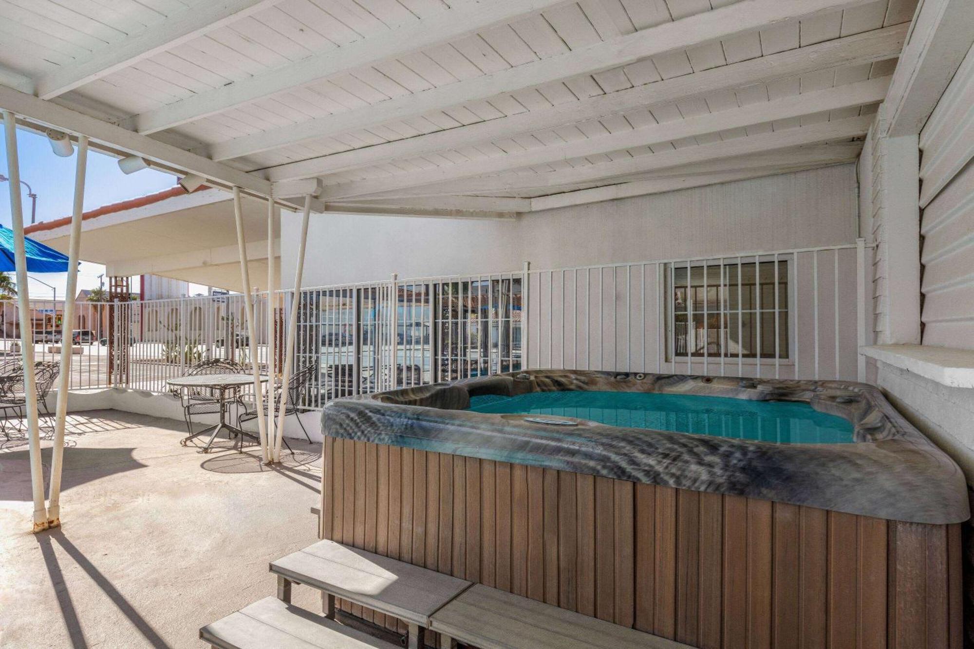 Historic Coronado Motor Hotel By Oyo Yuma Extérieur photo